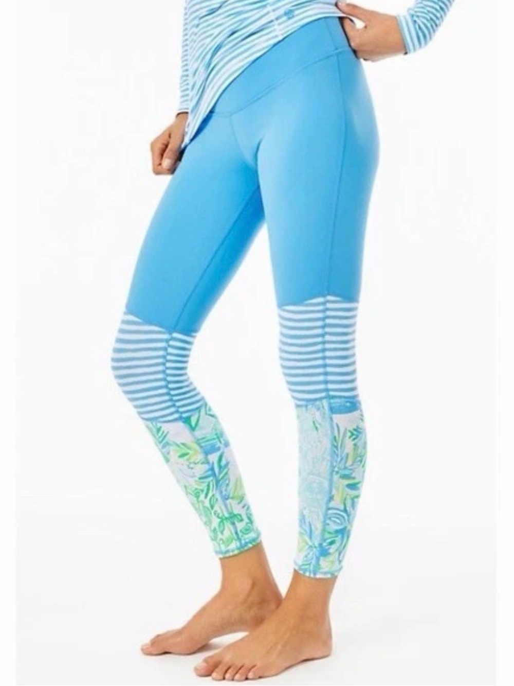 Lilly Pulitzer Luxletic Whisper Blue Beach Happy Weekend Legging UPF 50 Large